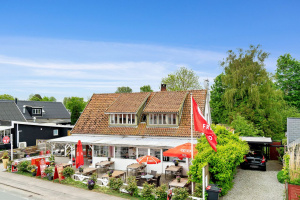 Restaurant,Solgt,1340