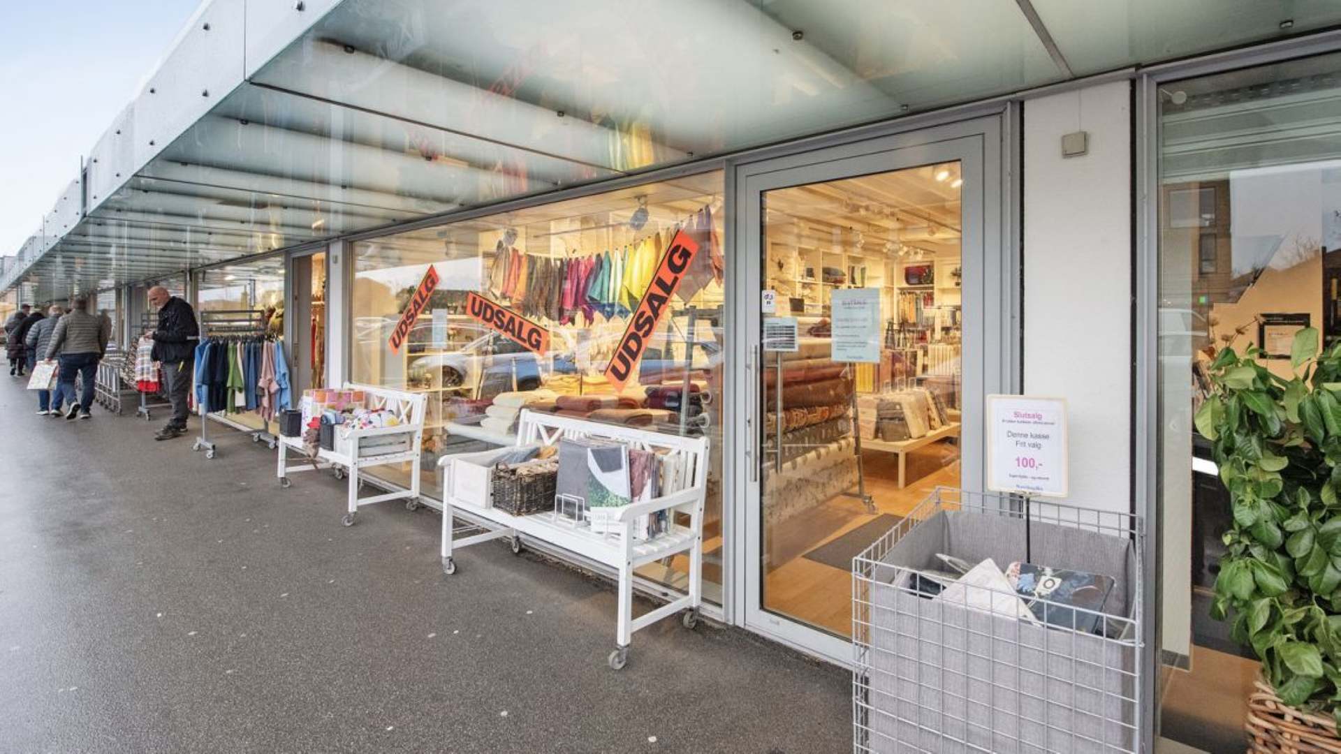 2 Kongevejs-Centret, 0 , 0 ,0,Ledige lejemål,Til leje,Kongevejs-Centret ,0,1615 2 Kongevejs-Centret, 0 , 0 ,0,Ledige lejemål,Til leje,Kongevejs-Centret ,0,1615