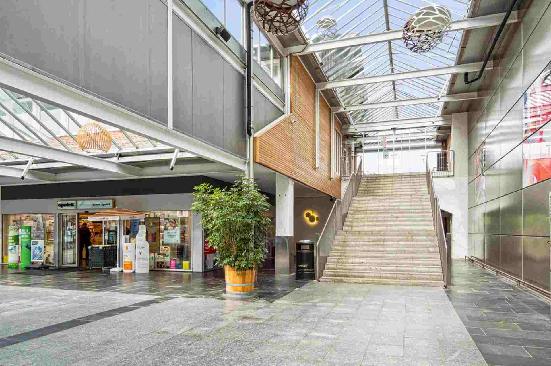 14 Greve Midtby Centret, 0 , 0 ,0,Kontor og administration,Til leje,Greve Midtby Centret,0,1636